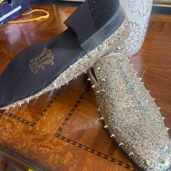 Formal Shoes - Picture 2 of 4